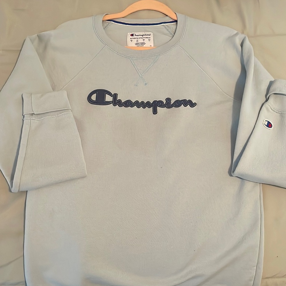 Light blue champion pullover